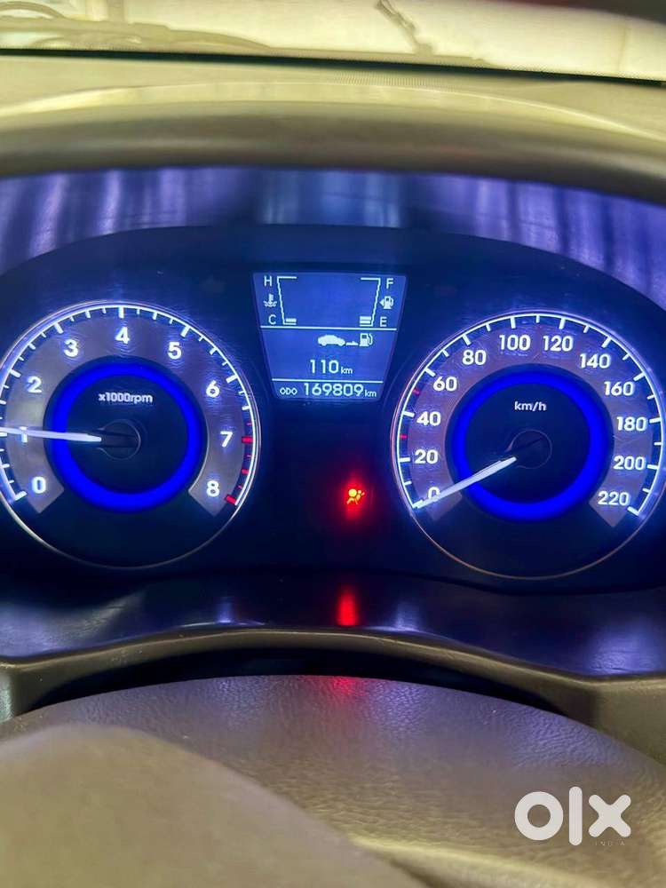 Hyundai Verna 1.6 Sx Vtvt Excellent Condition