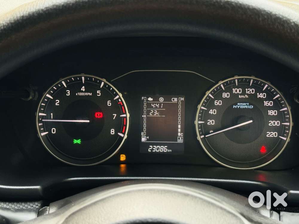 Maruti Suzuki Brezza 1.5 Vxi Smart Hybrid, 2023, Petrol