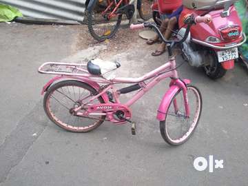 2 nos old cycles Bicycles 1760471143