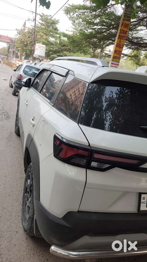 Maruti Suzuki Brezza 1.5 Zxi Plus Smart Hybrid, 2024, Petrol