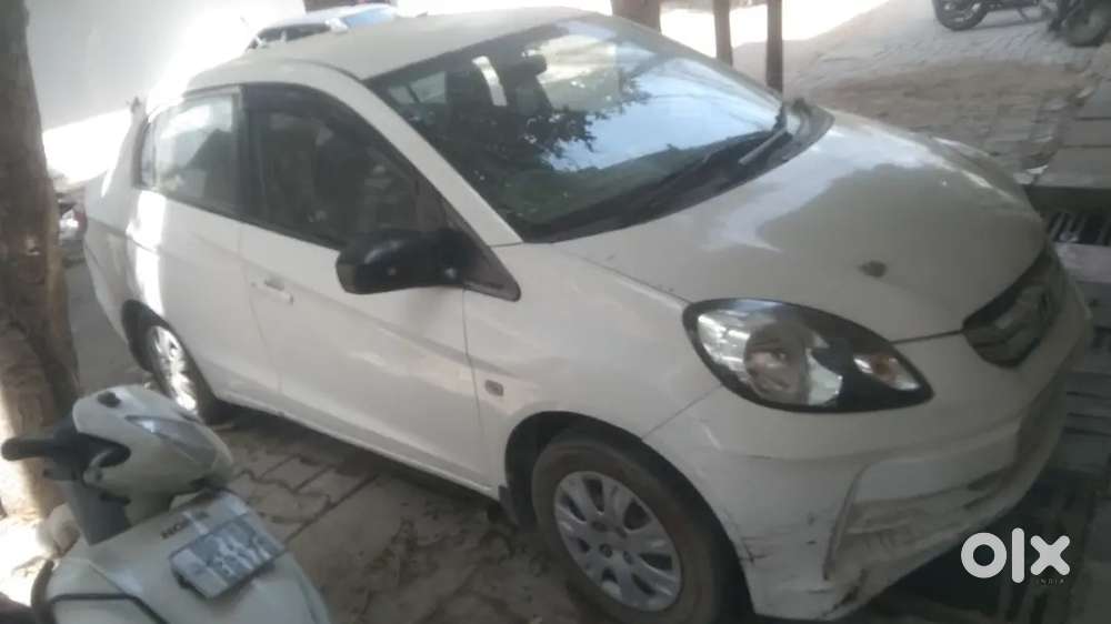 Honda Amaze 2013 Cng & Hybrids 102500 Km Driven