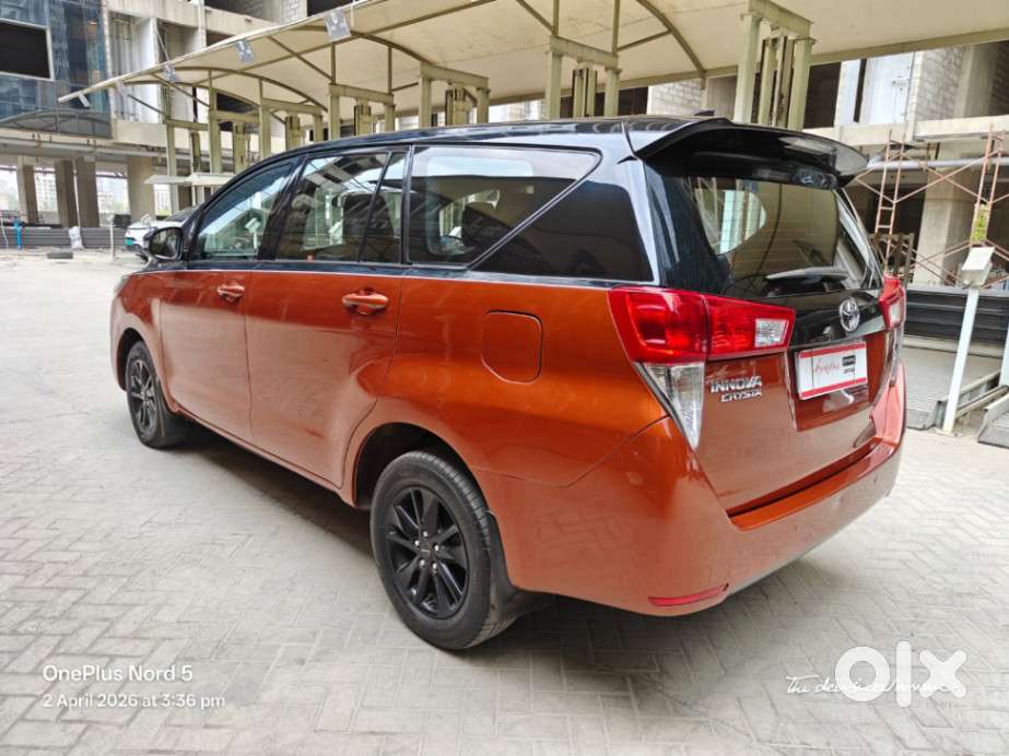 Toyota Innova Crysta 2.8 Gx At 7 Str, 2016, Diesel