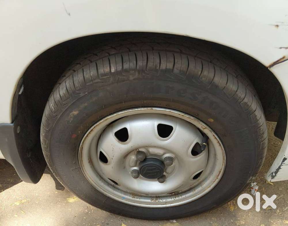 Maruti Suzuki Zen Estilo Lxi Bs Iv, 2011, Petrol