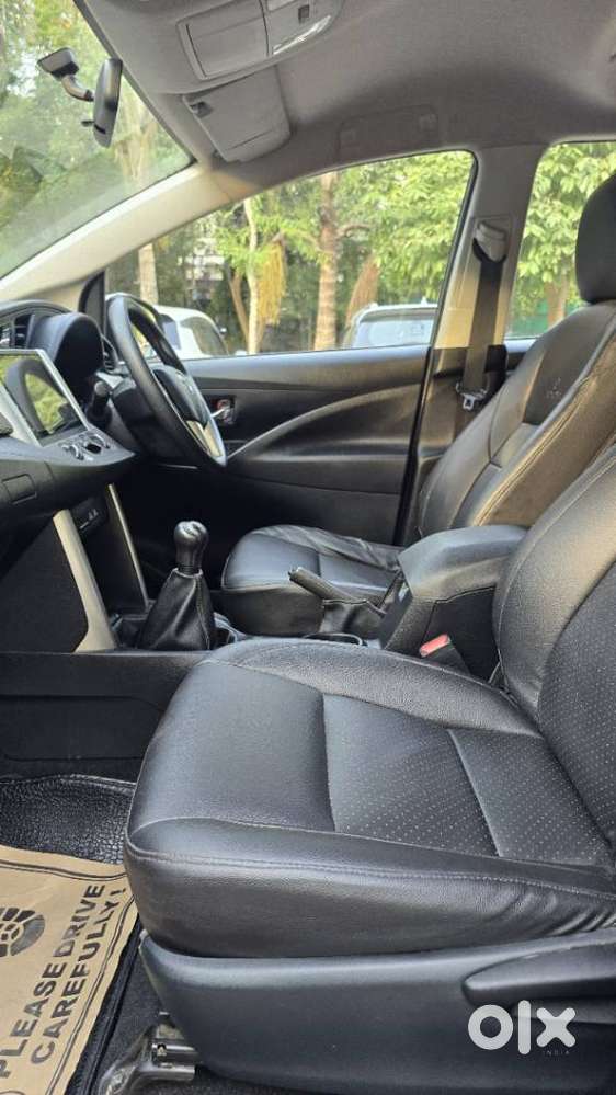 Toyota Innova Crysta 2.7 Gx Mt 8s, 2018, Diesel