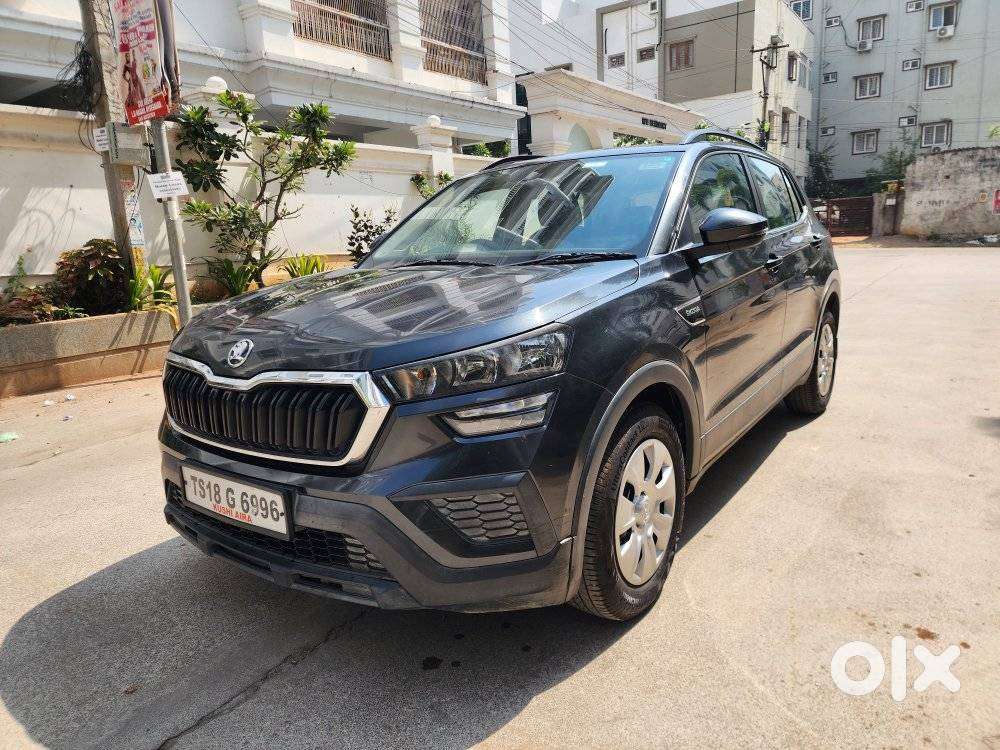 Skoda Kushaq 1.0 Tsi Active, 2022, Petrol