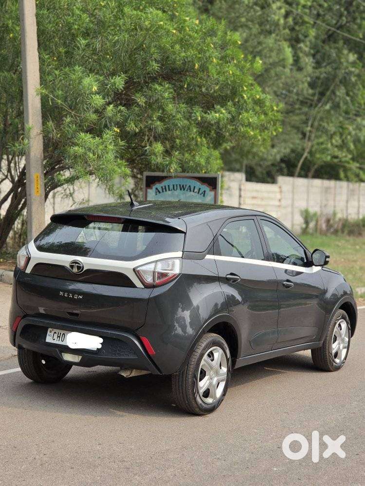 Tata Nexon 1.5 Revotorq Xm (s), 2018, Diesel
