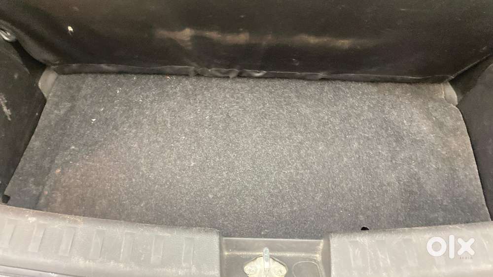 Maruti Suzuki Swift Zxi, 2013, Petrol
