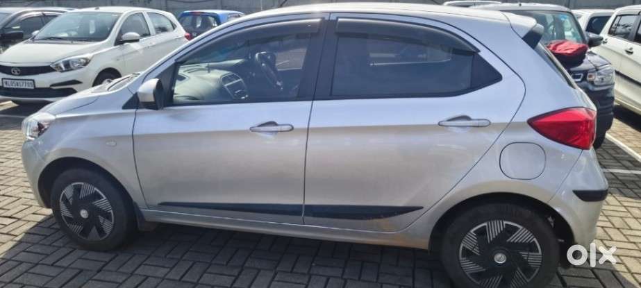 Tata Tiago 1.2 Revotron Xt, 2016, Petrol