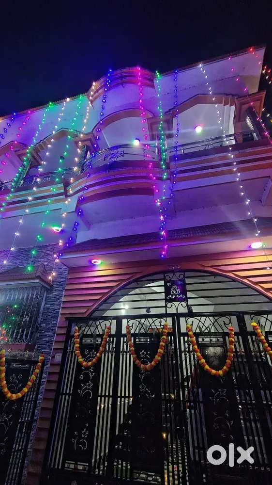 Well maintained 4BHK House for Sale| Car Parking | Ready to Move