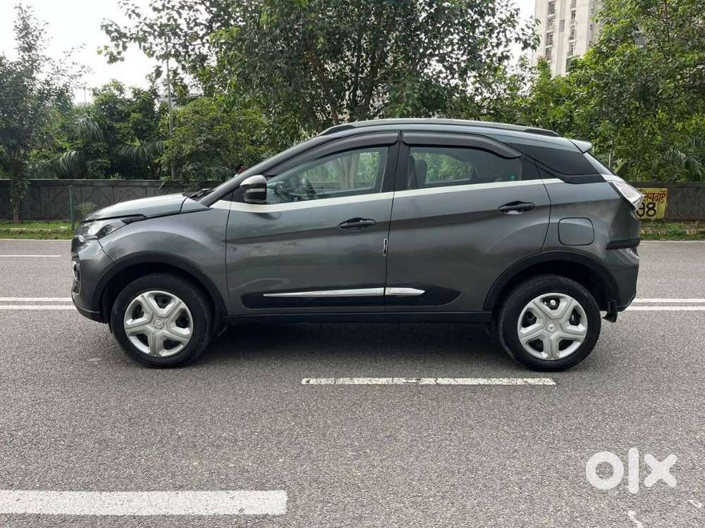 Tata Nexon 1.2 Revotron Xm Plus (s), 2023, Petrol