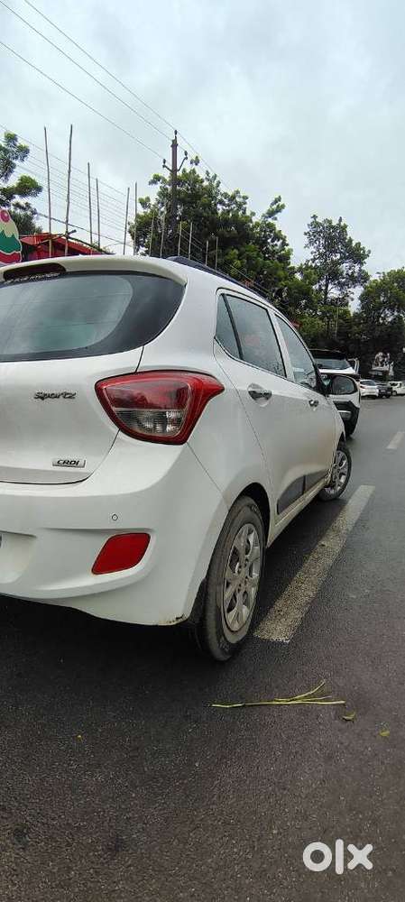 Hyundai Grand I10 1.2 Crdi Sportz Option, 2013, Diesel