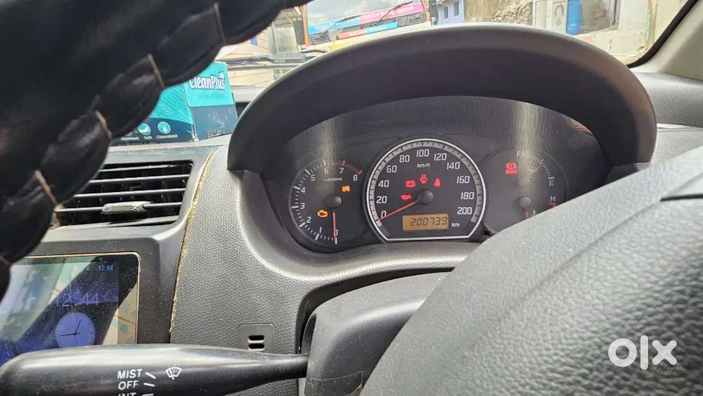 A Well-maintained Maruti Suzuki Swift Petrol Engine Car