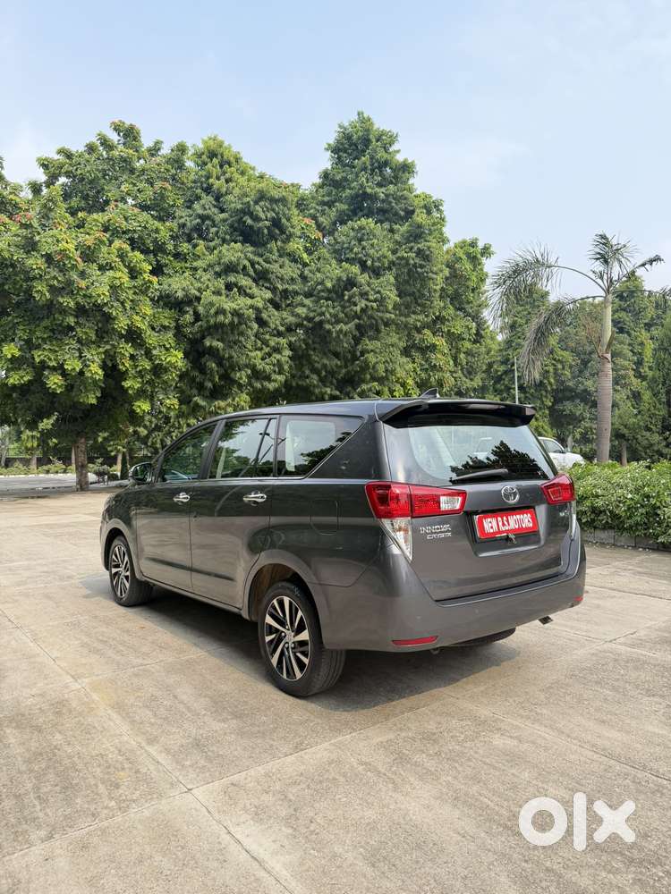 Toyota Innova Crysta 2.4 Z 7 Str, 2023, Diesel