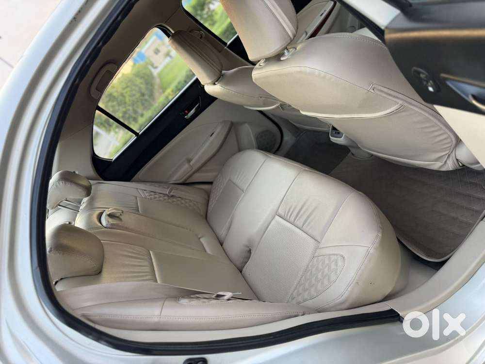 Maruti Suzuki Swift Dzire Zdi+ Mt, 2017, Diesel