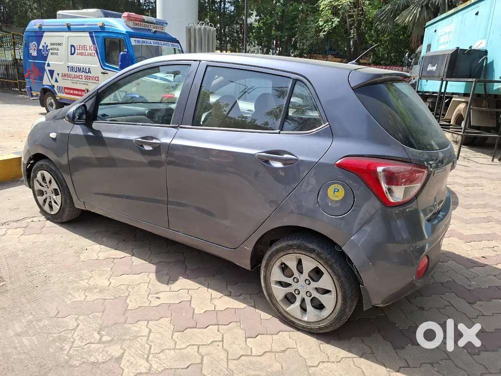 Hyundai Grand I10 2018 Petrol 90000 Km Driven