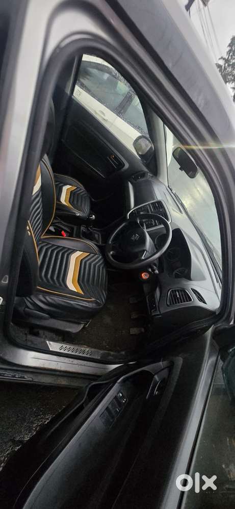 Maruti Suzuki Vitara Brezza Zdi, 2018, Diesel