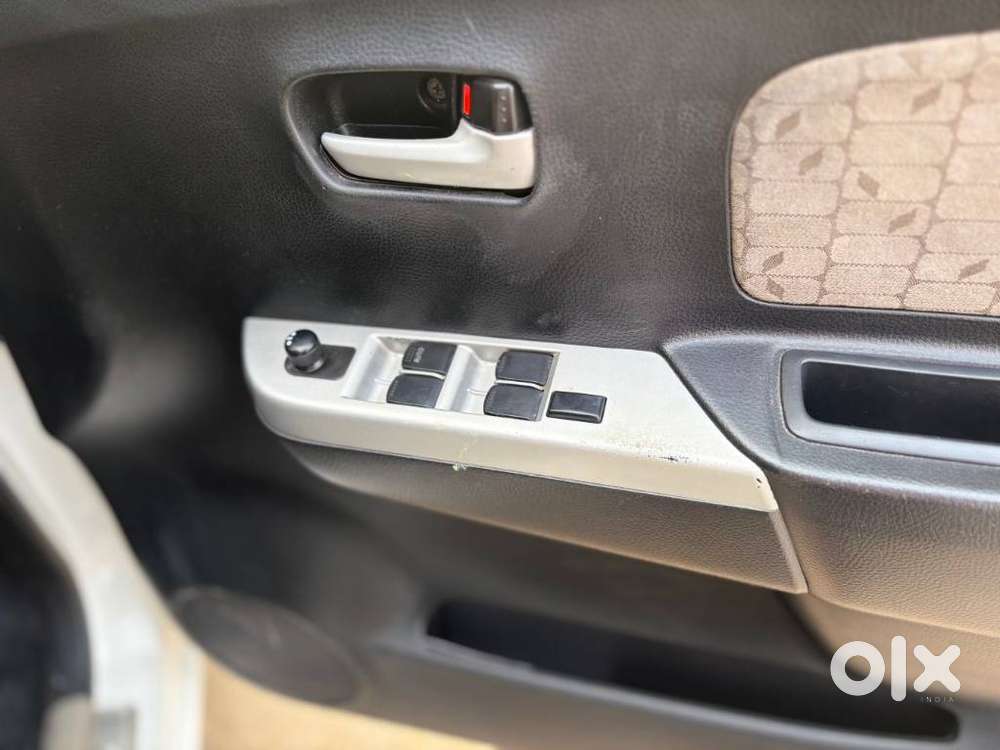 Maruti Suzuki Wagon R, 2015, Petrol