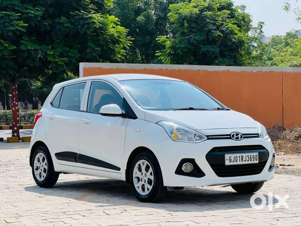 Hyundai Grand I10 Sportz O 1.2, 2015, Petrol