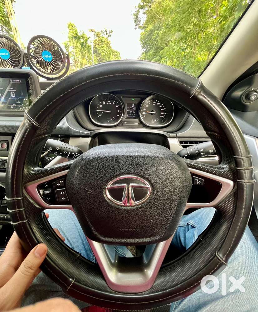 Tata Nexon Dual Tone (govt. Officer Self Driven)