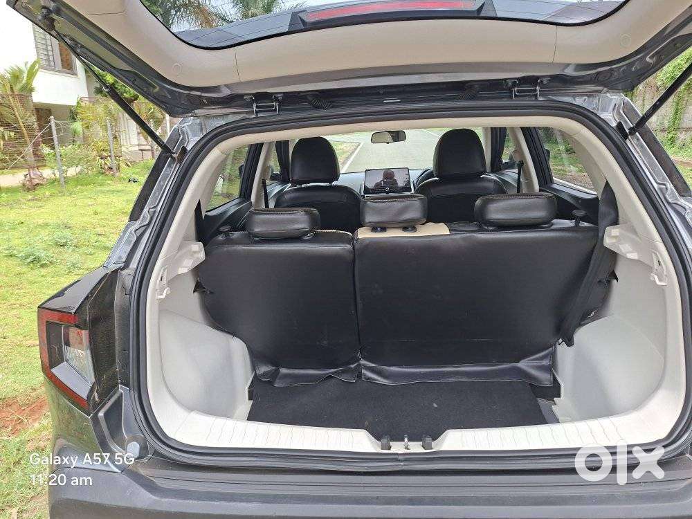 Mahindra Xuv 3xo Ax5 Ds Mt, 2024, Diesel