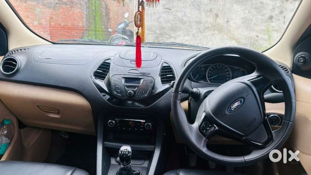 Ford Aspire Titanium 2017
