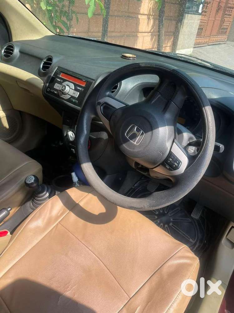 Honda Amaze 2015 Petrol 28000 Km Driven