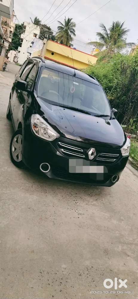 Renault Lodgy 2015 Diesel Well Maintained