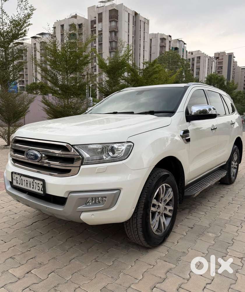 Ford Endeavour 3.2 Titanium At 4x4, 2016, Diesel