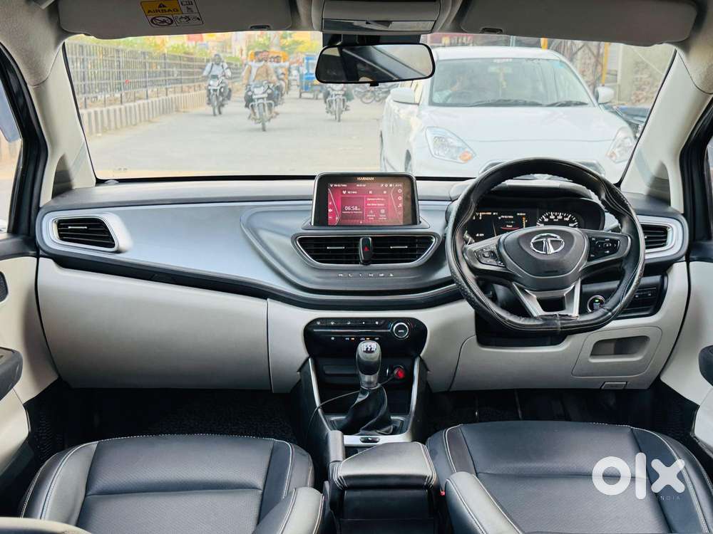 Tata Altroz 1.5 Xz Plus Diesel, 2023, Diesel