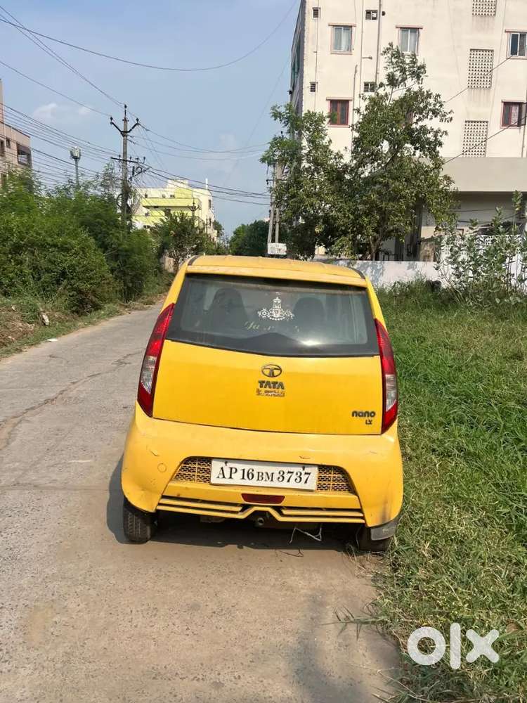 Tata Nano.