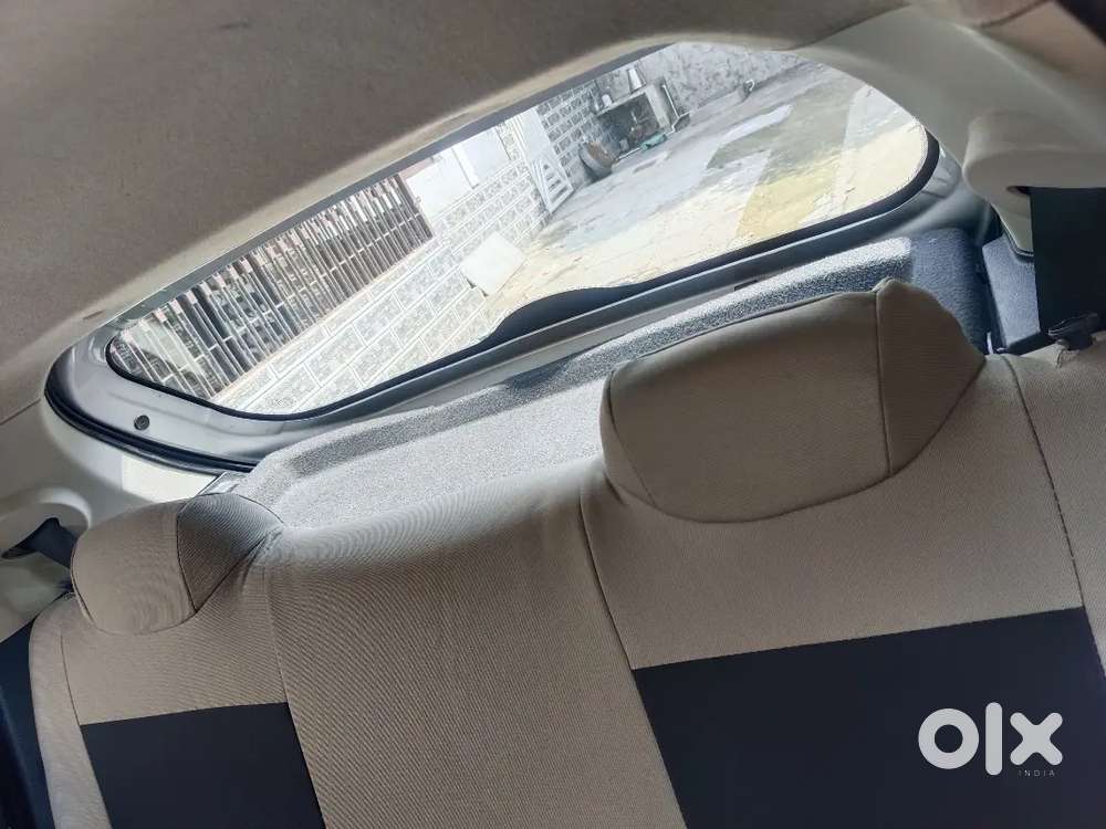 Tata Tiego Petrol