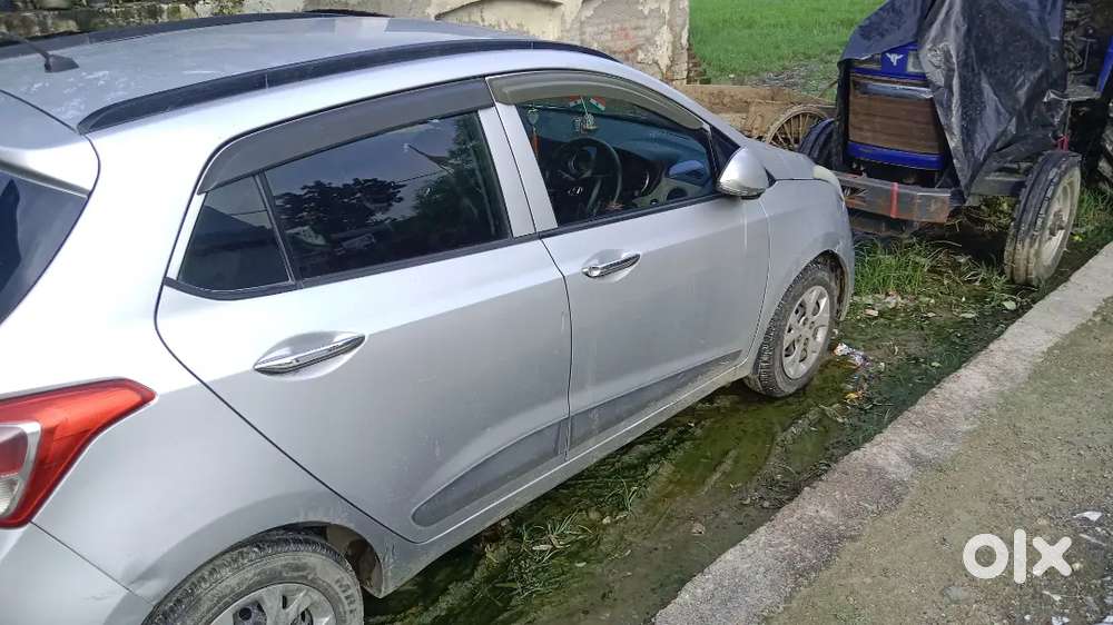 Car Me Koi Kami Nahi Hai