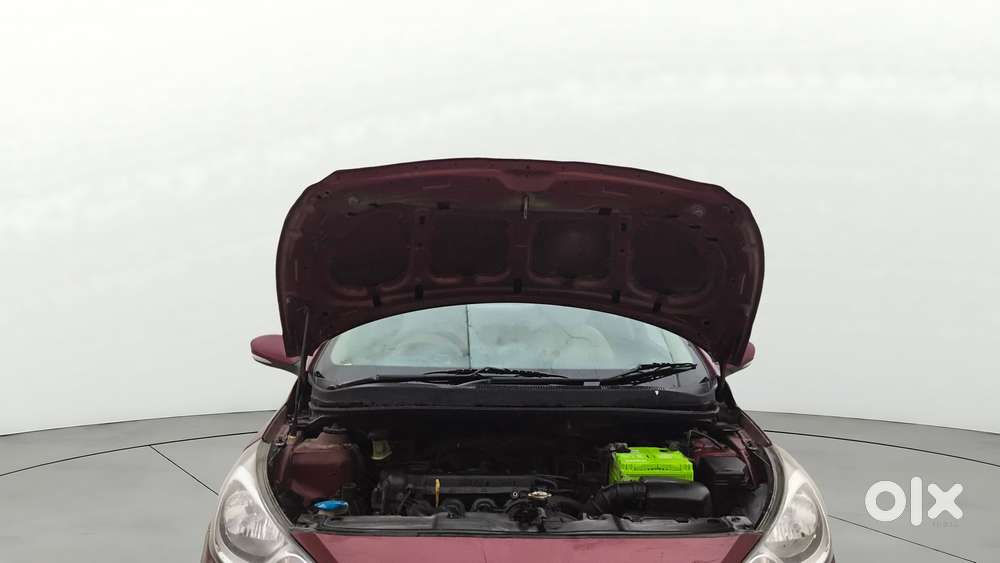 Hyundai Verna Fluidic 1.6 Vtvt Sx, 2014, Petrol