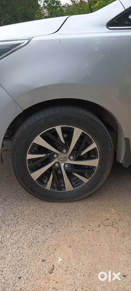 Toyota Innova Crysta [2020-ongoing] 2.4 Zx 7 Str, 2022, Diesel
