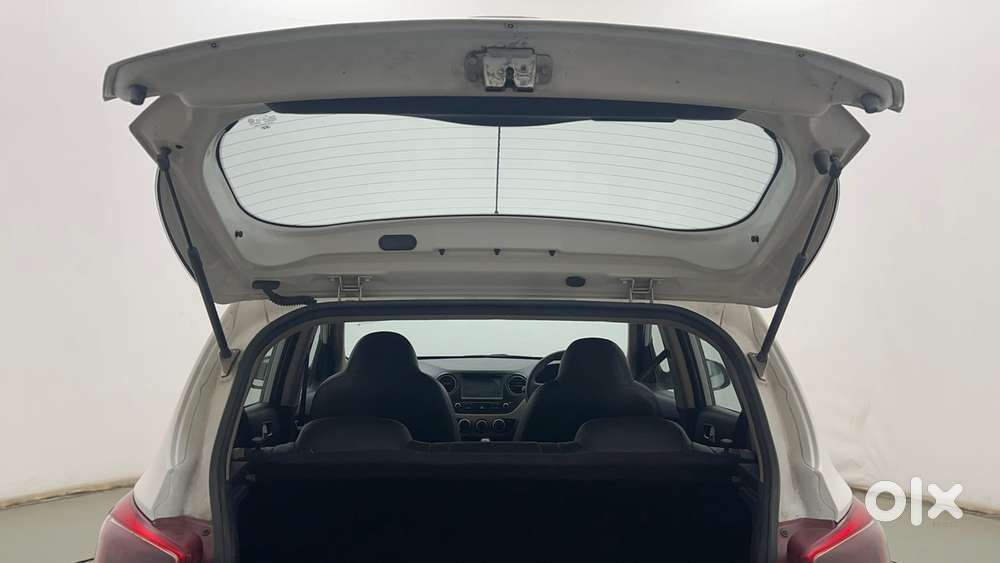 Hyundai Grand I10 1.2 Kappa Sportz Option At, 2017, Petrol