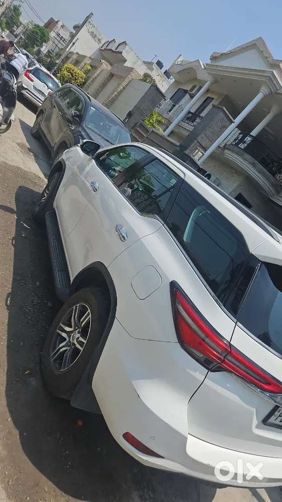 Toyota Fortuner 35000 Km Driven