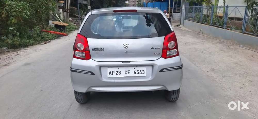 స్క్రాప్ వెహికల్స్ కనబడడం