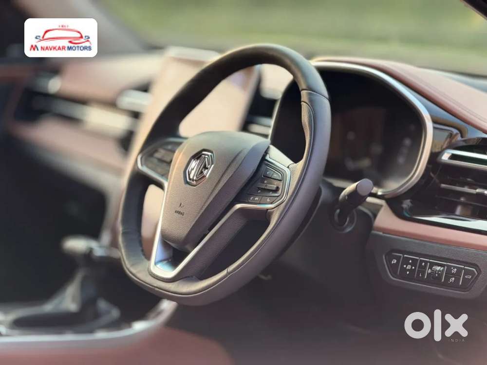 Mg Hector Plus Sharp Pro 1.5 Turbo Petrol Cvt 7 Str, 2025, Petrol
