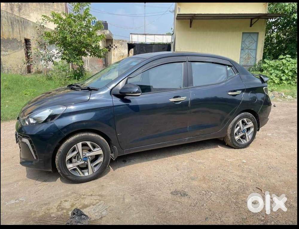 Hyundai Aura 2024 Cng & Hybrids 360000 Km Driven
