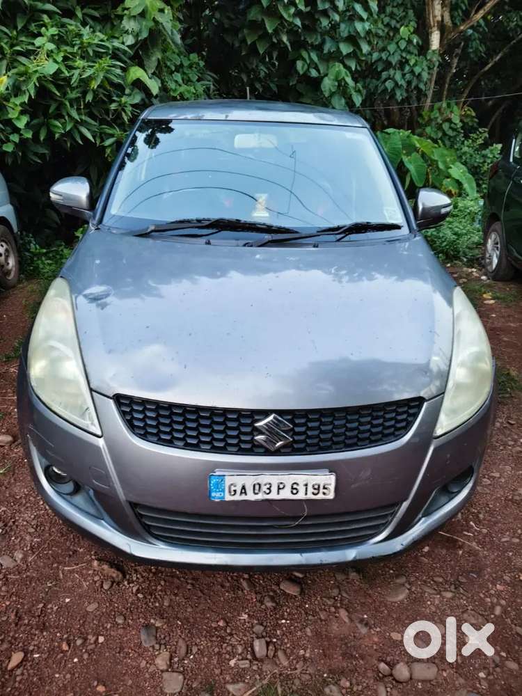 2nd Maruti Swift 2013 Petrol Manual
