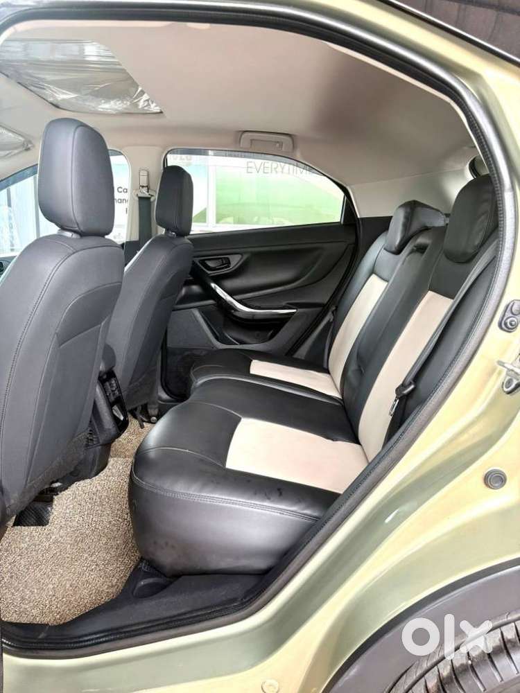 Tata Nexon 1.2 Revotron Xz Plus Kaziranga, 2022, Petrol