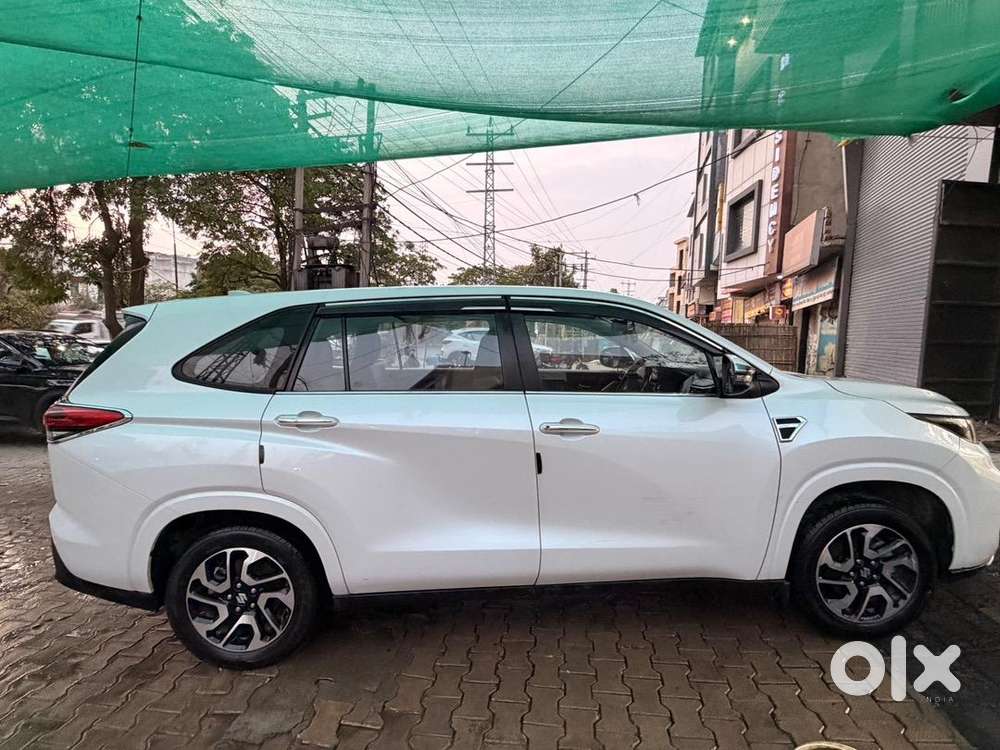 Maruti Suzuki Swift Petrol 2023