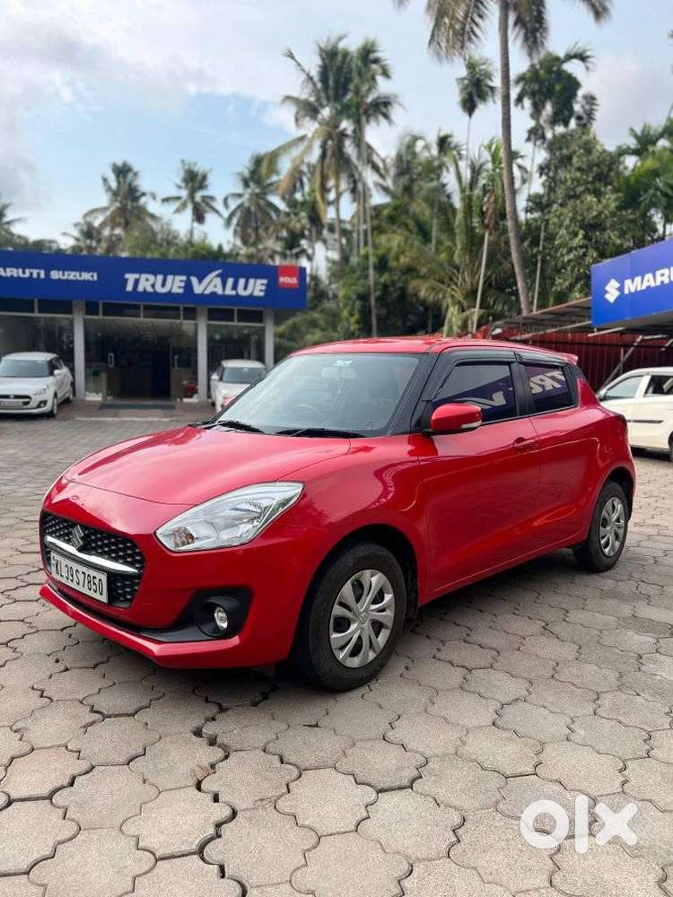 Maruti Suzuki Swift Vxi + Manual, 2022, Petrol
