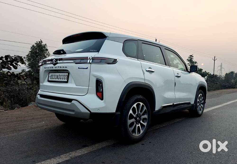 Maruti Suzuki Grand Vitara 1.5 Zeta Smart Hybrid At, 2023, Petrol
