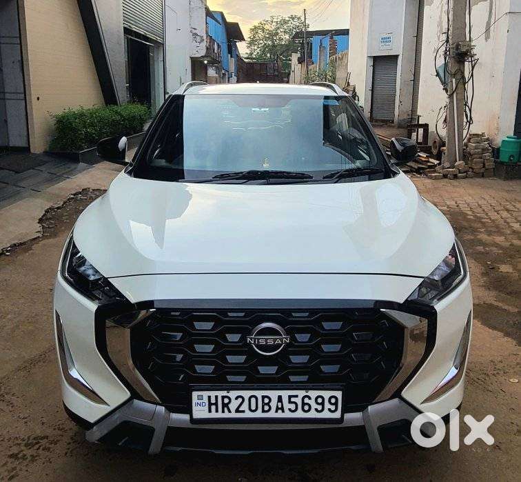 Nissan Magnite, 2025, Petrol