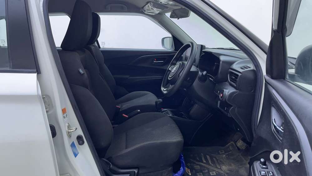 Maruti Suzuki Swift Amt Vxi, 2025, Petrol