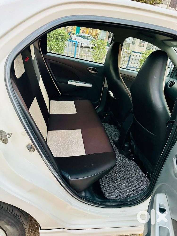 Toyota Etios 2010-2012 Vx, 2012, Petrol