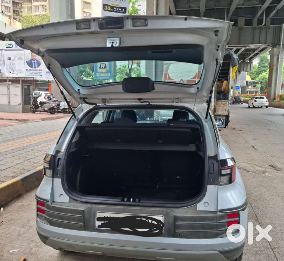Hyundai Venue 1.0 Sx (o) Turbo Dct, 2023, Petrol
