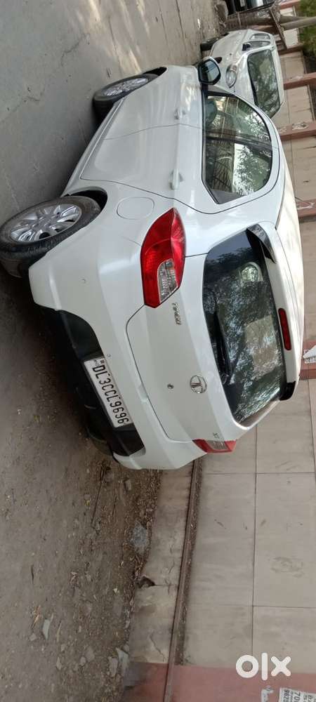 Tata Tigor 2017 Petrol