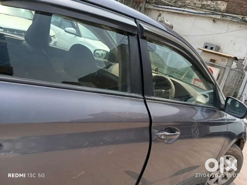 I20 Sports 2017 Grey Best Condition
